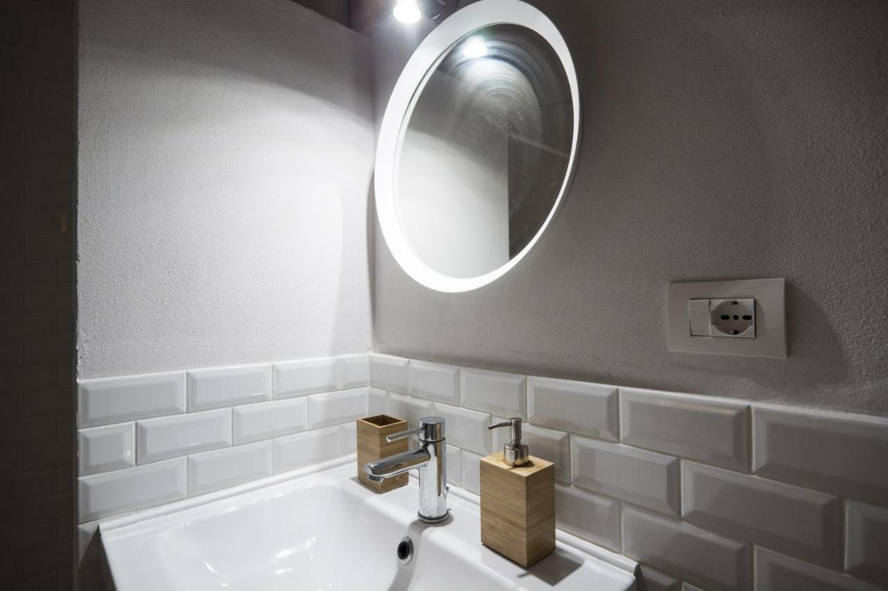 Primopiano - Monte Nero Apartman Milánó Kültér fotó